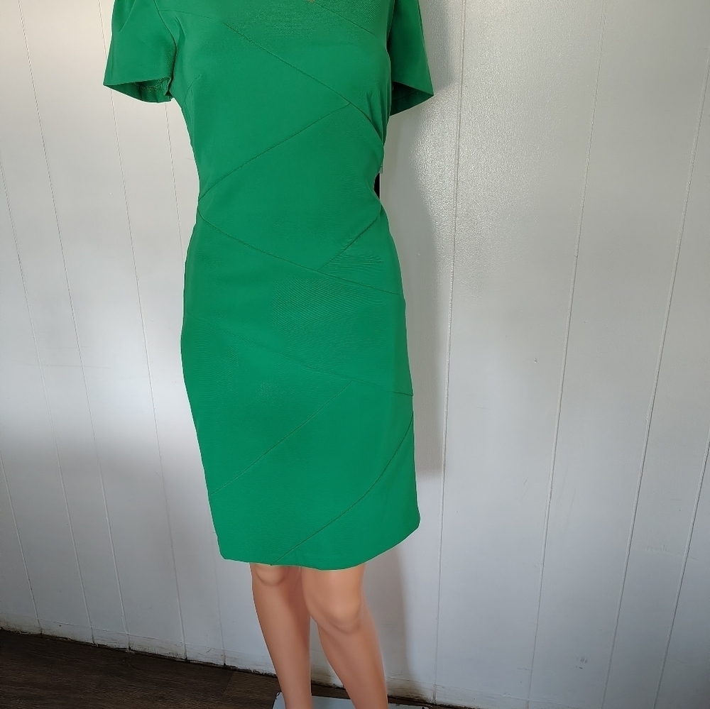 AGB DRESS Size 8 Color Green